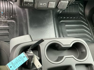 2026 GMC Sierra 1500 — photo 13 view