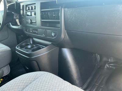 2025 Chevrolet Express Passenger - Photo 8