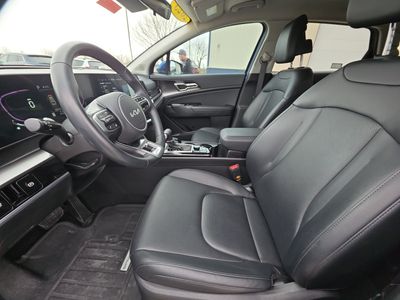 2023 Kia Sportage — photo 13 view
