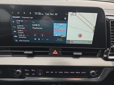 2023 Kia Sportage — photo 8 view