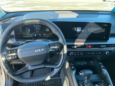 2026 Kia Sorento — photo 7 view