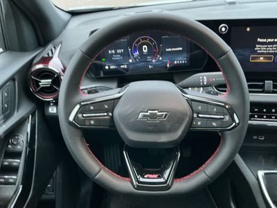 2026 Chevrolet Equinox — photo 13 view