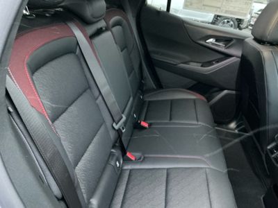2026 Chevrolet Equinox — photo 14 view
