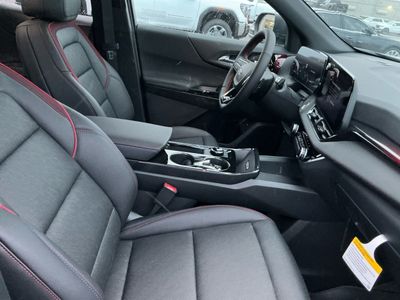 2026 Chevrolet Equinox — photo 10 view