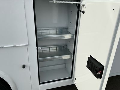 2025 Chevrolet Express Commercial Cutaway - Photo 13