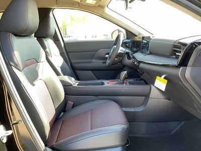 2026 Nissan Kicks — photo 12 view