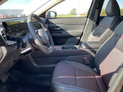 2026 Nissan Kicks — photo 14 view