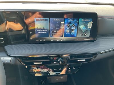 2026 Nissan Kicks — photo 15 view