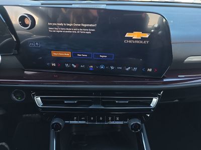 2026 Chevrolet Traverse — photo 14 view