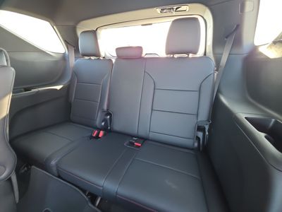 2026 Chevrolet Traverse — photo 8 view