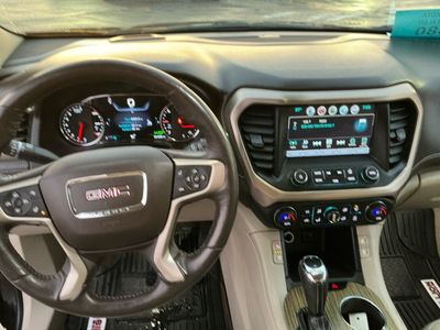 2018 GMC Acadia — photo 7 view