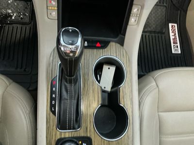 2018 GMC Acadia — photo 8 view