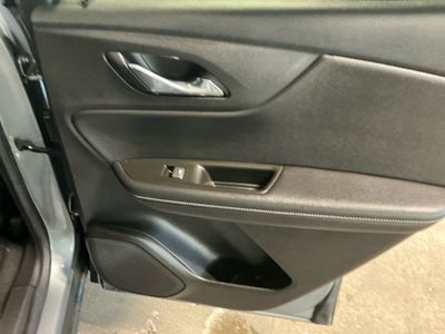 2025 Chevrolet Blazer - Photo 13