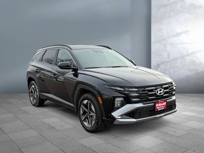 2025 Hyundai Tucson Hybrid — front three-quarter view