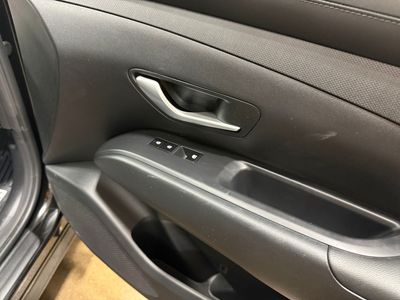 2025 Hyundai Tucson Hybrid — photo 11 view