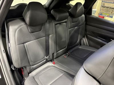 2025 Hyundai Tucson Hybrid — photo 13 view