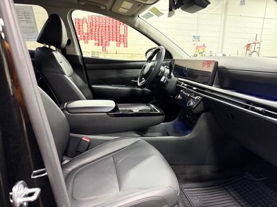 2025 Hyundai Tucson Hybrid — photo 8 view