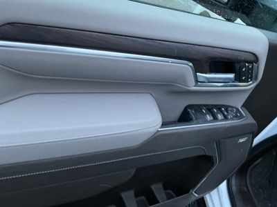 2026 GMC Sierra 2500HD — photo 10 view