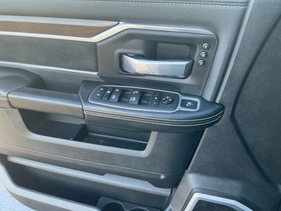 2022 Ram 2500 — photo 10 view