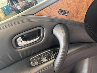 2023 Nissan Armada — detail view