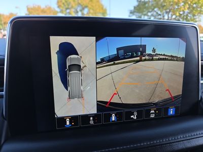 2022 Chevrolet Tahoe — photo 8 view
