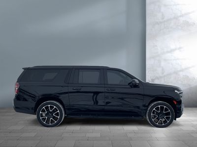 2024 Chevrolet Suburban — photo 7 view