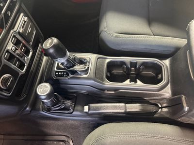 2021 Jeep Wrangler Unlimited — photo 15 view