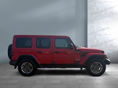 2021 Jeep Wrangler Unlimited — engine compartment view
