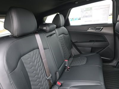 2026 Kia Sportage Plug-In Hybrid — photo 10 view
