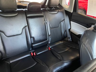 2022 Jeep Compass — photo 11 view