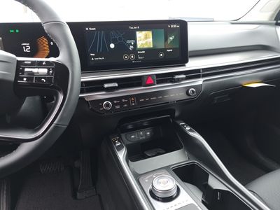 2026 Kia Sorento Hybrid — photo 12 view