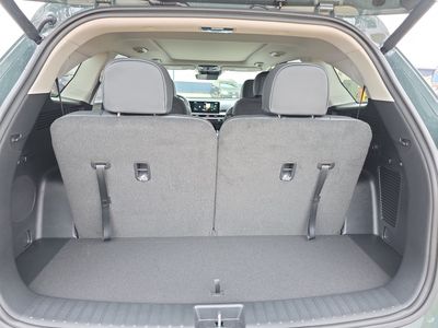 2026 Kia Sorento Hybrid — photo 8 view