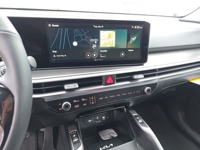 2026 Kia Sorento Hybrid — photo 9 view
