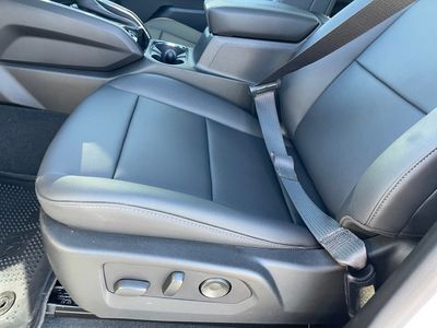 2024 GMC Canyon — photo 15 view