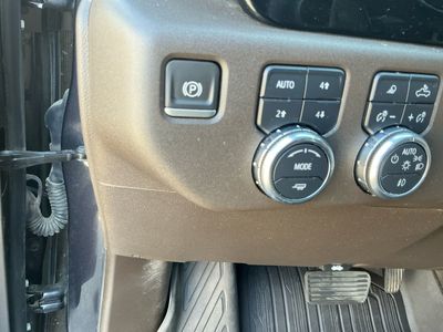 2024 GMC Sierra 1500 — photo 8 view
