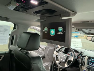 2019 GMC Yukon — photo 8 view