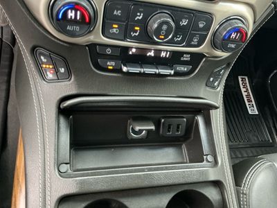 2019 GMC Yukon — photo 9 view