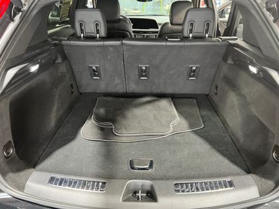 2025 Cadillac XT4 — photo 11 view