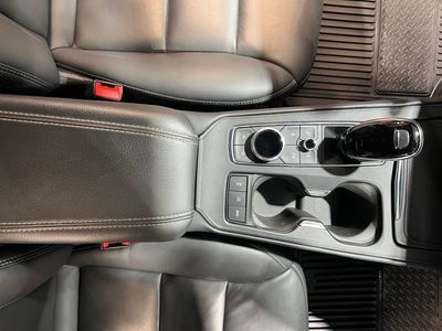 2025 Cadillac XT4 — photo 9 view