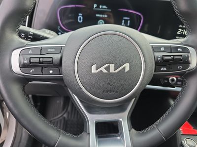 2023 Kia Sportage — photo 13 view