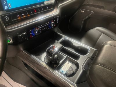 2025 Chevrolet Silverado 1500 — photo 11 view