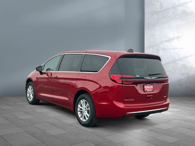 2026 Chrysler Pacifica — rear three-quarter view