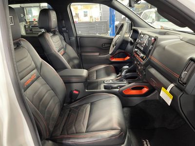 2026 Nissan Frontier — photo 14 view