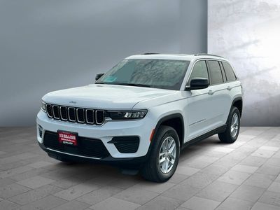 2025 Jeep Grand Cherokee - Photo 1