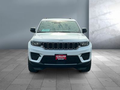 2025 Jeep Grand Cherokee - Photo 2
