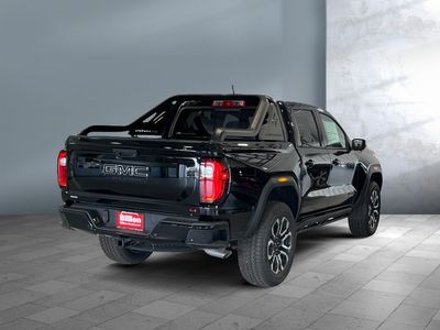 2025 GMC Canyon - Photo 2