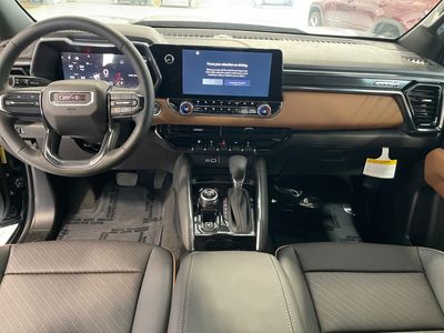 2025 GMC Canyon - Photo 13
