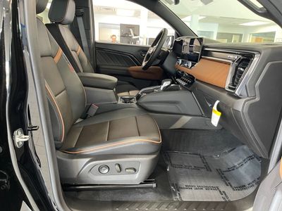 2025 GMC Canyon - Photo 6
