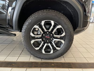 2025 GMC Canyon - Photo 9