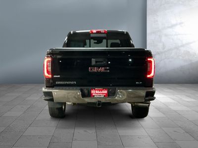 2018 GMC Sierra 1500 — interior view